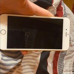 I am selling a iPhone 7 for $250 or $350